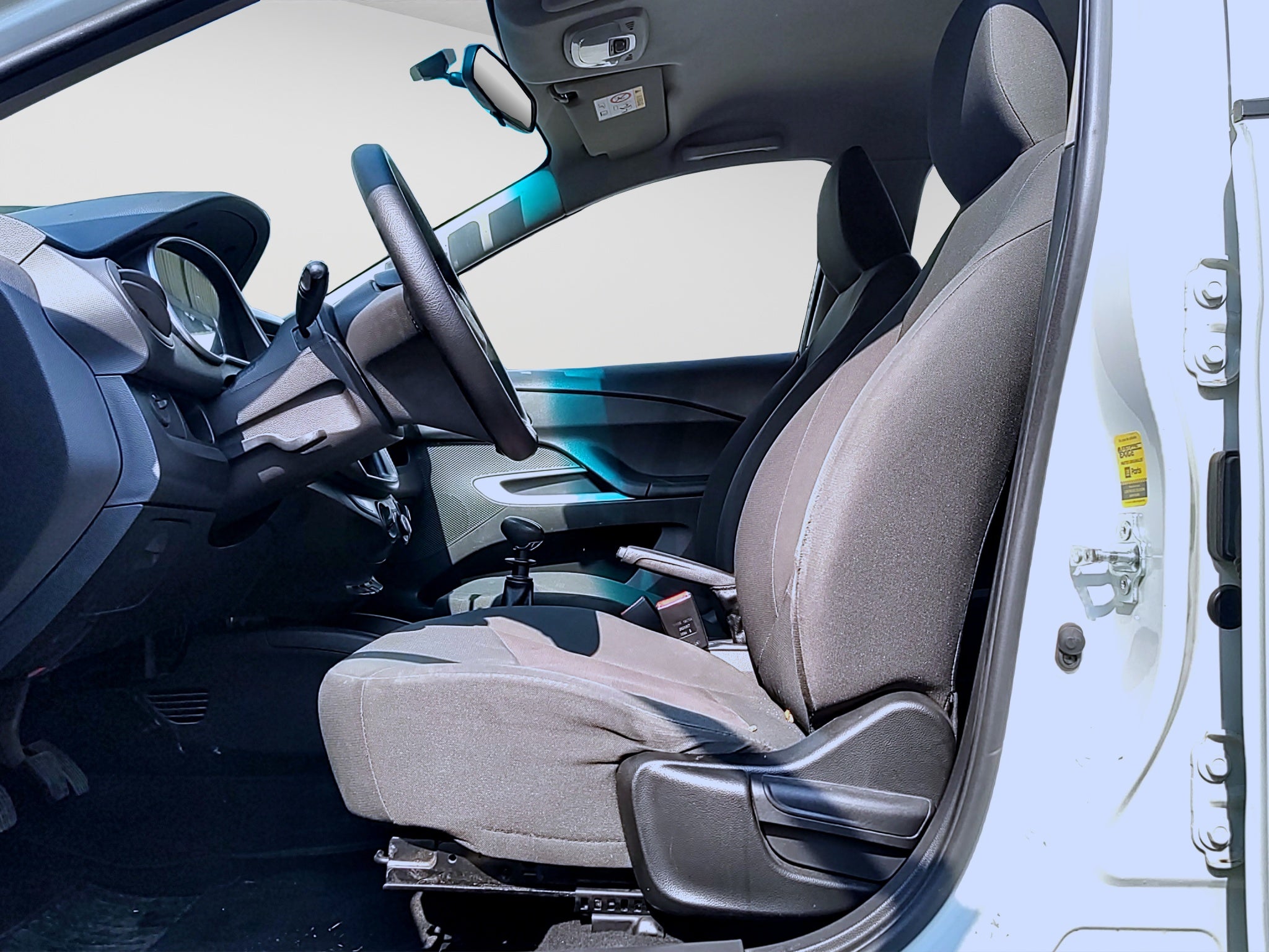 2020 Chevrolet AVEO 4 PTS LS TM5 AAC R-14