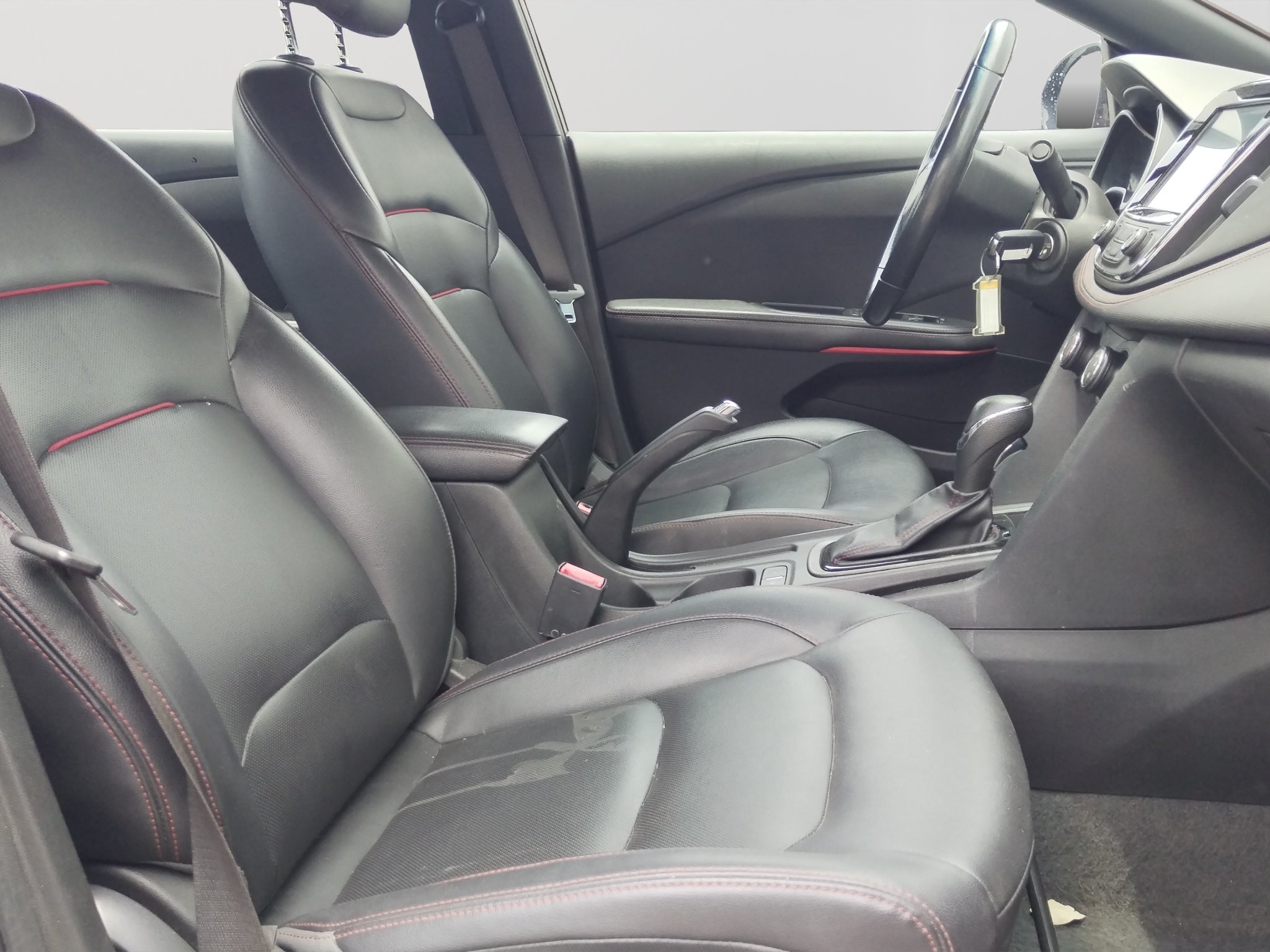 2022 Chevrolet CAVALIER C 4 PTS RS 13T TA AAC VE PIEL QC RA-16