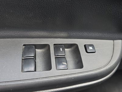 2023 Mitsubishi L200 4 PTS GLX CABINA DOBLE 24TD TM5 4X4