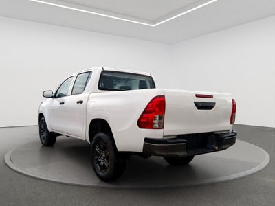 2022 Toyota HILUX 4 PTS DOBLE CAB SR TM5 AAC VE RA-17