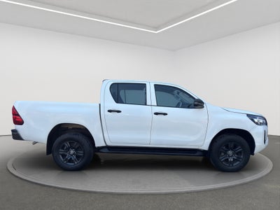 2022 Toyota HILUX 4 PTS DOBLE CAB SR TM5 AAC VE RA-17