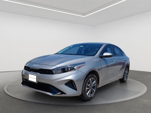 2024 Kia FORTE 4P LX L42.0 MAN