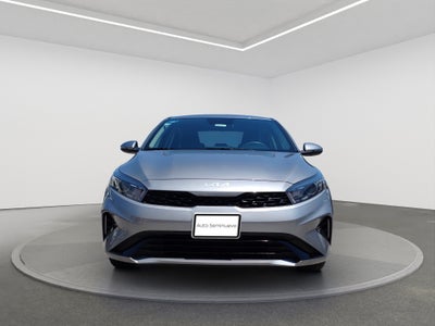 2024 Kia FORTE 4P LX L42.0 MAN