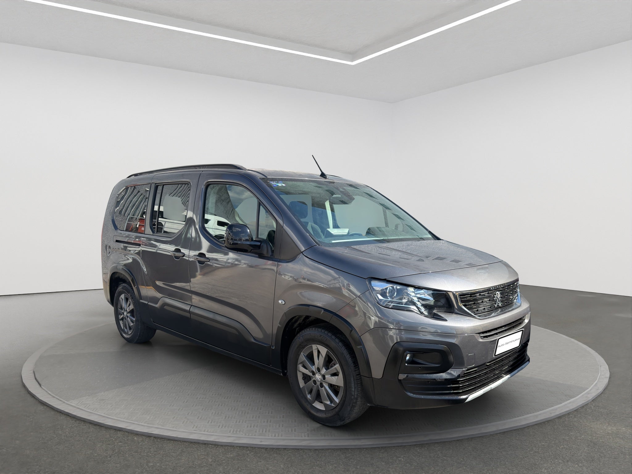 2023 PEUGEOT RIFTER 5 PTS ALLURE PACK 12T TM5 AAC 7 PAS R-16