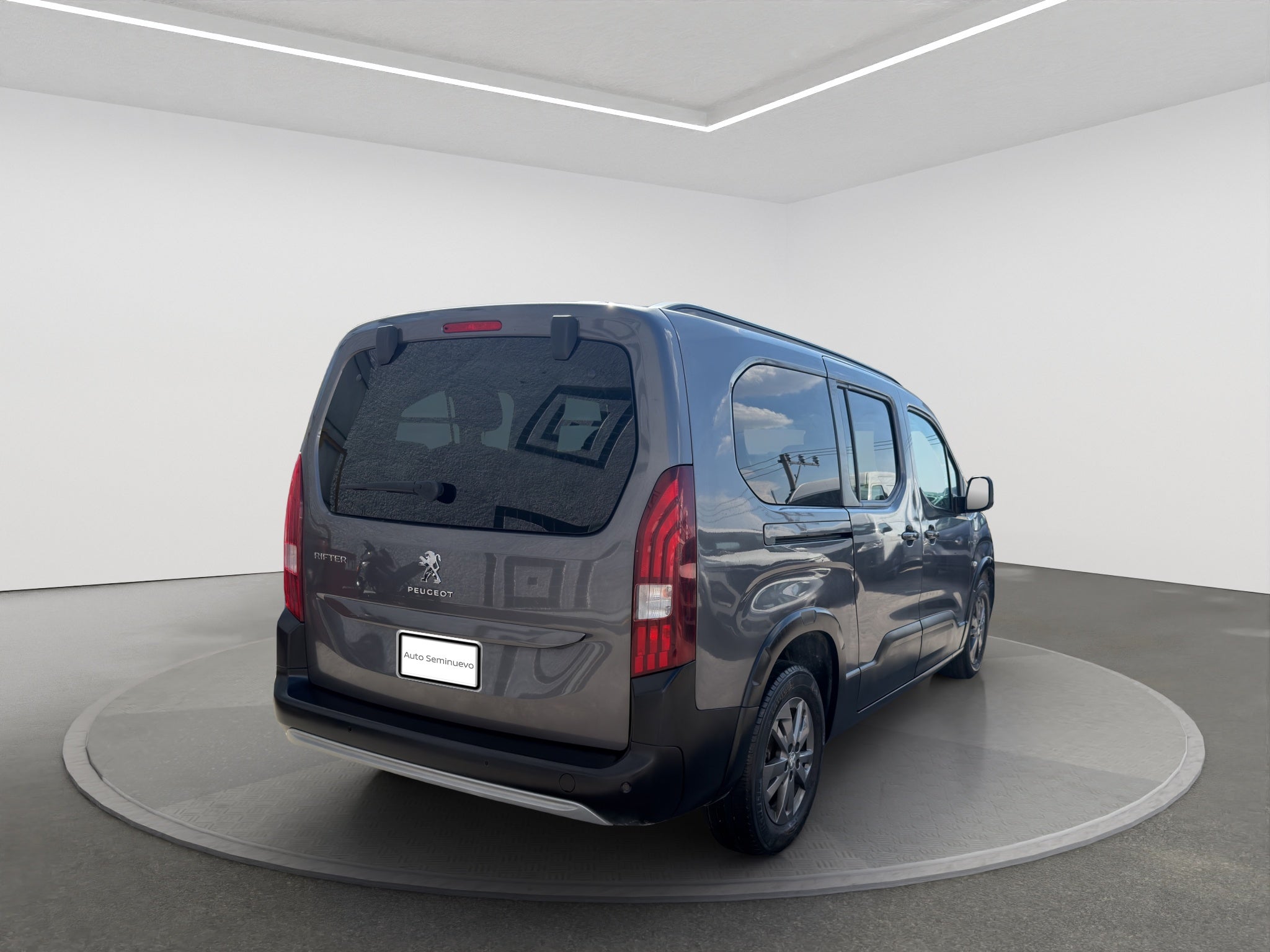2023 PEUGEOT RIFTER 5 PTS ALLURE PACK 12T TM5 AAC 7 PAS R-16